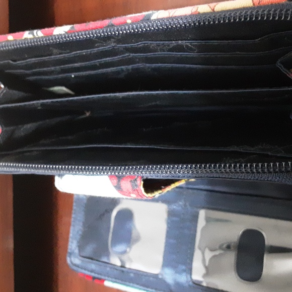 Vera Bradley Multicolored Zip Around Wallet - Picture 6 of 7